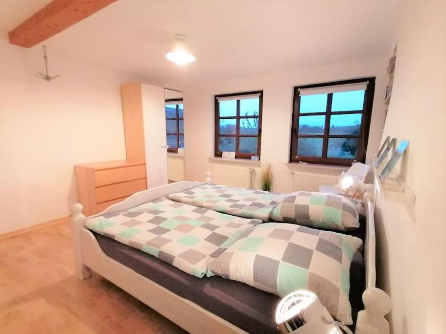 Ferienwohnung Fernblick Osdorf Esterno foto